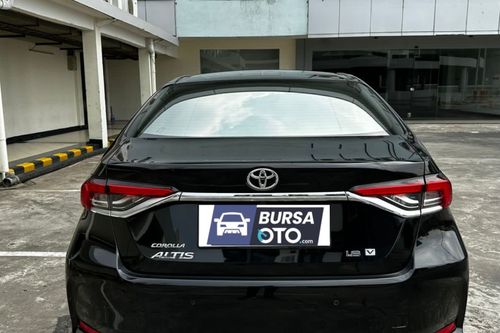 2020 Toyota Corolla Altis V AT bekas