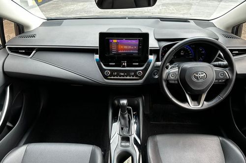 Dijual 2020 Toyota Corolla Altis V AT bekas