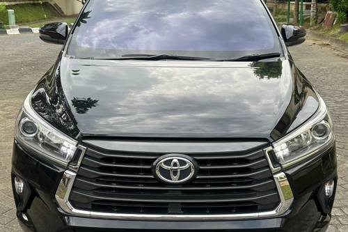 2022 Toyota Innova DIESEL V 2.4 AT bekas