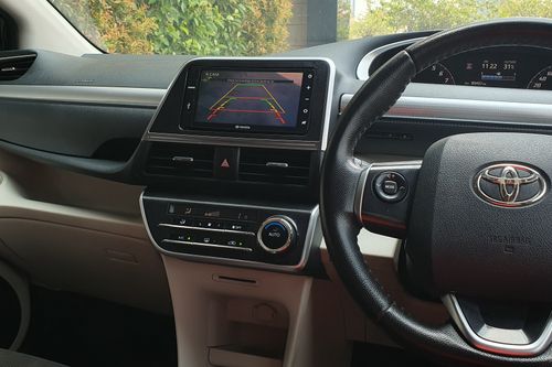 2017 Toyota Sienta Q CVT bekas