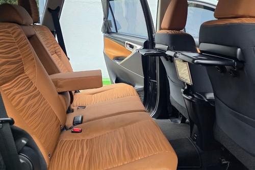 2019 Toyota Kijang Innova REBORN 2.4 V AT DIESEL bekas