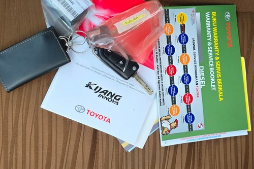 Dijual 2019 Toyota Kijang Innova REBORN 2.4 V AT DIESEL bekas