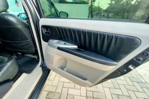 2008 Mitsubishi Grandis 2.4 MIVEC A/T tua