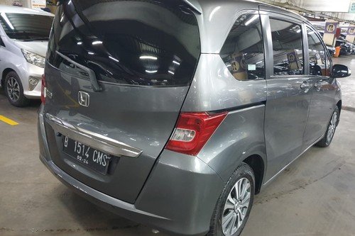 2013 Honda Freed PSD tua