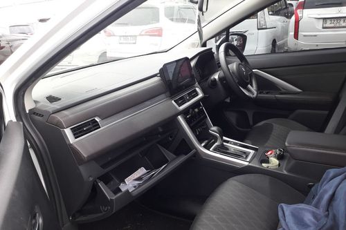 2024 Mitsubishi Xpander Ultimate CVT bekas