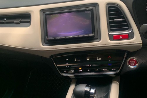 Second hand 2015 Honda HRV 1.8 RS CVT 