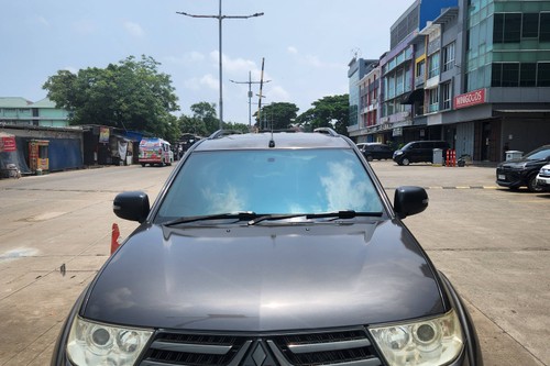 2013 Mitsubishi Pajero Sport Exceed AT 4x2 bekas