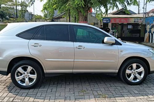 Old 2005 Toyota Harrier 3.0 300G AT PREMIUM