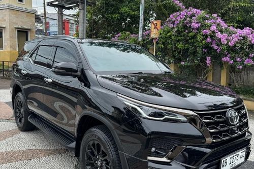 2022 Toyota Fortuner 4x2 2.8 GR Sport AT DSL bekas