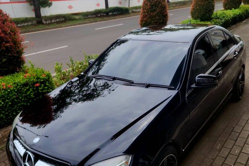 2010 Mercedes Benz C-Class Sedan C-200 Elegance 2.0L AT bekas