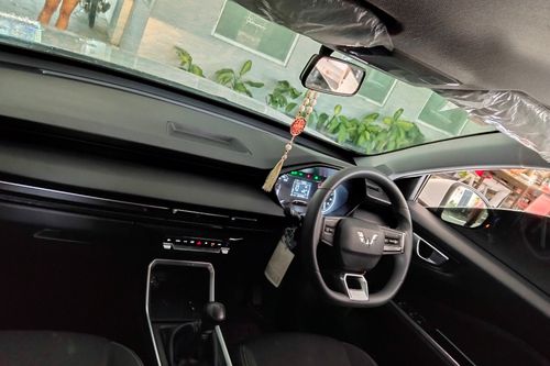 Dijual 2024 Wuling Alvez SE bekas