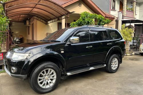 2011 Mitsubishi Pajero Sport Dakar Ultimate AT 4x4 bekas