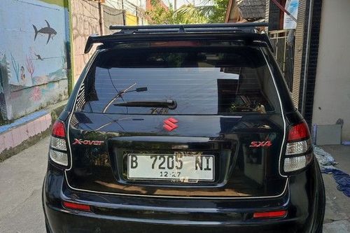 Dijual 2009 Suzuki SX4 XoverAt bekas