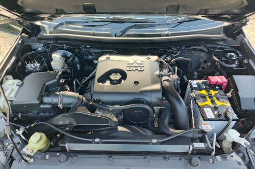 2020 Mitsubishi Pajero 2.5 EXCEED 4X2 A/T JEP bekas