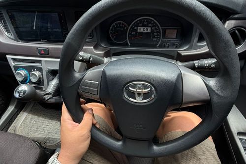 Dijual 2022 Toyota Calya G MT bekas