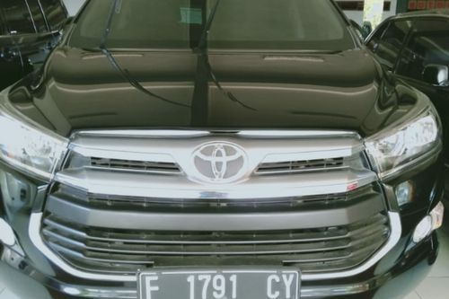 2016 Toyota Kijang Innova 2.0L Venturer AT