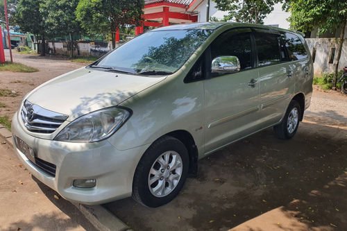 2010 Toyota Kijang Innova 2.5 G MT DIESEL tua