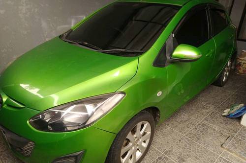 2012 Mazda 2  Hatchback S 1.5L AT bekas