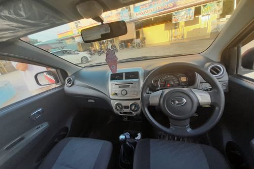 2015 Daihatsu Ayla 1.0 X MT bekas