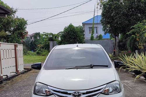 Used 2014 Toyota Etios Valco G M/T