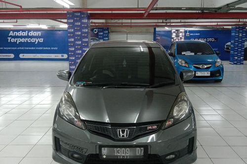 2013 Honda Jazz  1.5L RS AT
