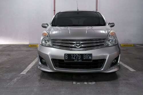 2013 Nissan Grand Livina  1.5 XV MT bekas