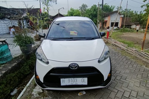 2017 Toyota Sienta E MT bekas