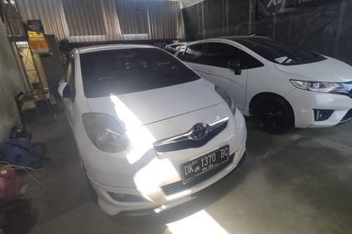 2011 Toyota Yaris  S Limited AT bekas