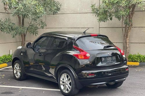 Old 2013 Nissan Juke RX AT