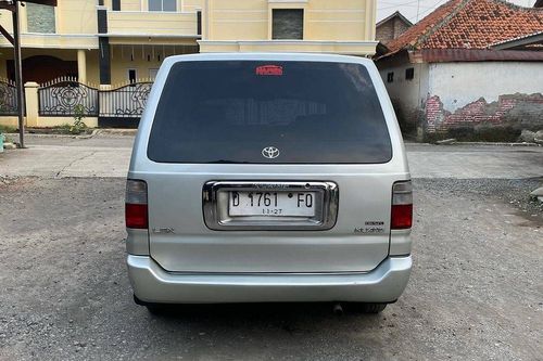 2001 Toyota Kijang Innova 2.0L LGX bekas