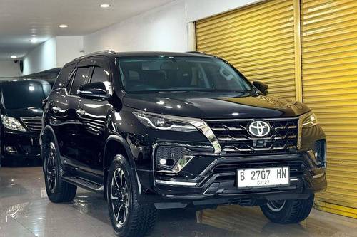 2022 Toyota Fortuner  4x4 2.4 VRZ A/T DSL LUX