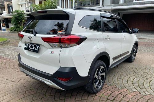 Dijual 2022 Toyota Rush 1.5 S MT GR Sport bekas