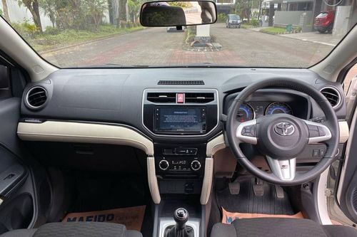Beli mobil bekas