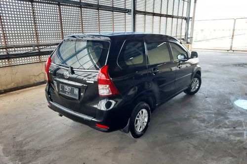 Dijual 2013 Daihatsu Xenia 1.3 R MT bekas