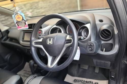 Used 2013 Honda Jazz  1.5 GE8 AT