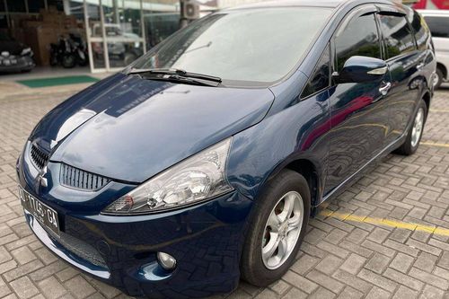 2005 Mitsubishi Grandis 2.4 MIVEC A/T tua
