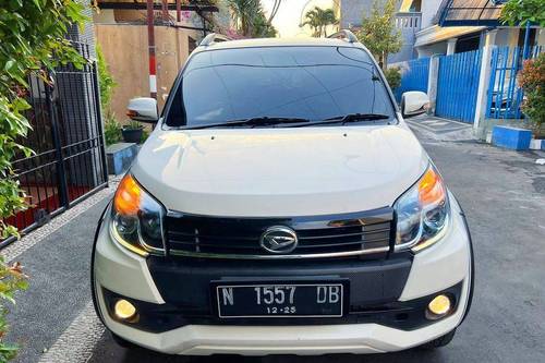 2015 Daihatsu Terios R A/T bekas