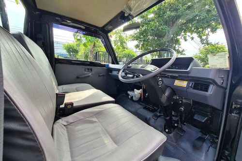 Second hand 2021 Mitsubishi L300 Pickup Standard 