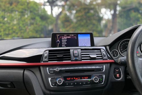 Used 2013 BMW 3 Series Sedan 320i Sport