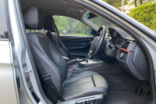 Used 2013 BMW 3 Series Sedan 320i Sport