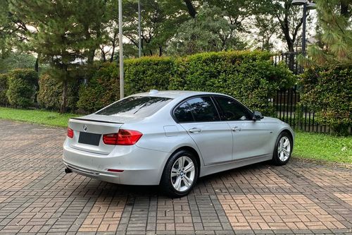 Used 2013 BMW 3 Series Sedan 320i Sport