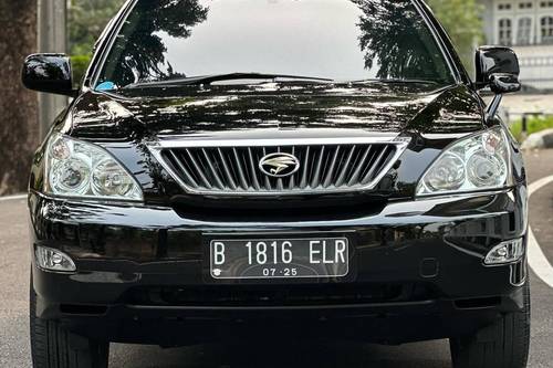 2010 Toyota Harrier 2.4L AT bekas