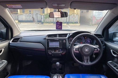 Beli mobil bekas