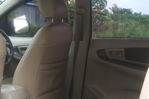 Second hand 2019 Toyota Innova DIESEL G 2.4 MT 
