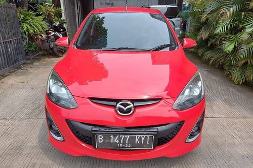 Second Hand 2011 Mazda 2 R AT
