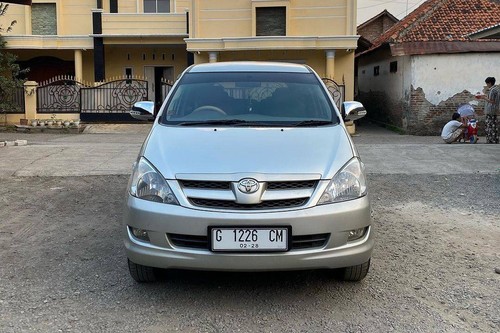2008 Toyota Kijang Innova 2.5 G AT DIESEL LUX bekas