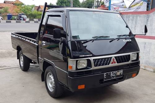 Used 2016 Mitsubishi L300 Pickup Standard