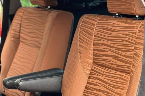 2019 Toyota Kijang Innova REBORN 2.4 V AT DIESEL LUX bekas