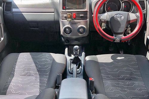 Beli mobil bekas