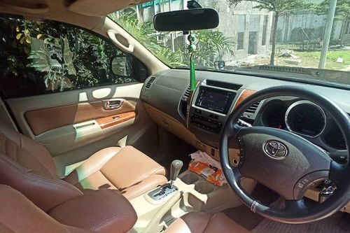 Dijual 2009 Toyota Fortuner G 2.5L Diesel AT VNTURBO bekas